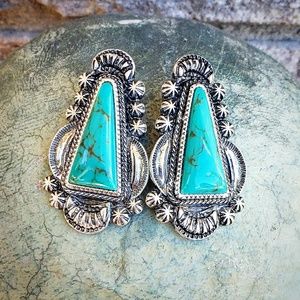 Jewelry - Turquoise Western style Studded Earrings Jewelry - Turquoise Western style Studded Earrings